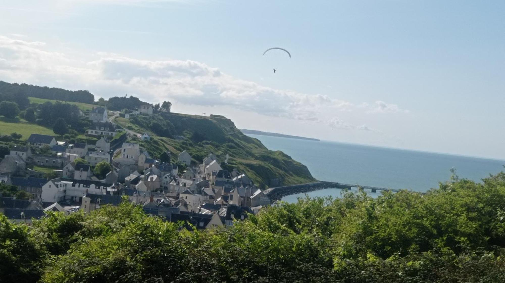 Logis Proche Des Plages Du Debarquement Vaucelles Exteriör bild